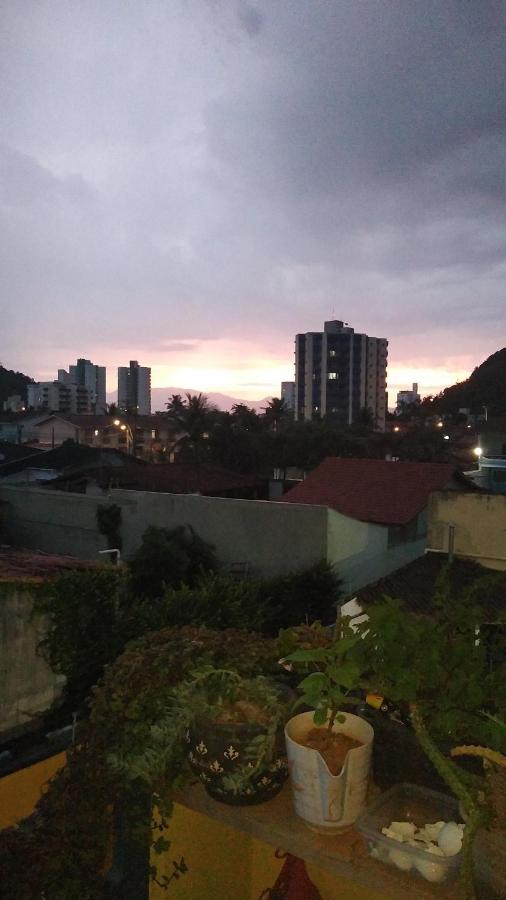 Apartamento com piscina na Martim de Sá Caraguatatuba Exterior foto